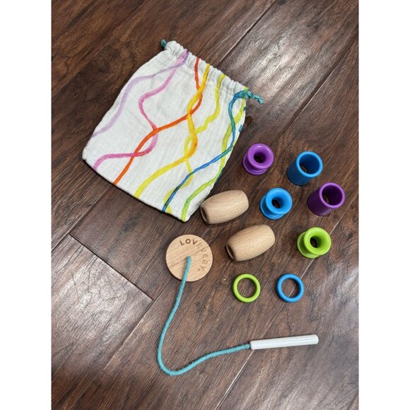 Lovevery Adventurer Play Kit Threadable Bead Kit Toy With Organic Cotton Bag - Picture 1 of 5